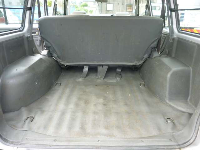 Mitsubishi Pajero 9