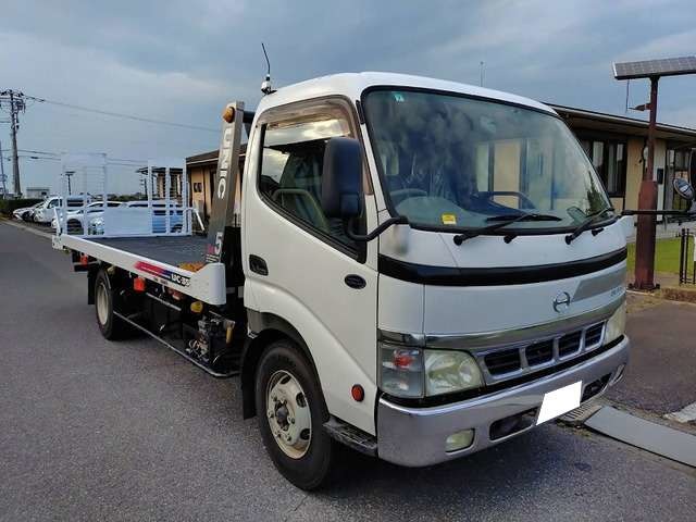Hino Dutro 5