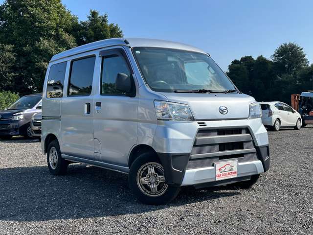 Daihatsu Hijet Cargo 11
