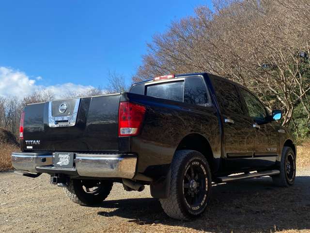 Nissan Titan 8