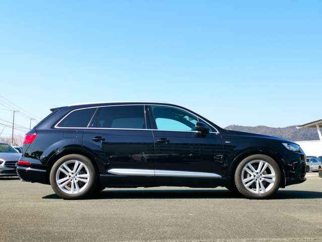 Audi Q7 12