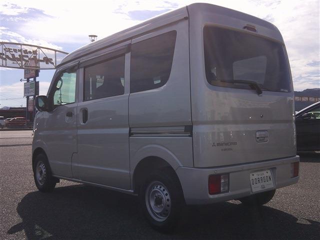 Mitsubishi Minicab Van 3