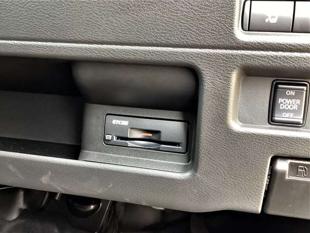 Mitsubishi Delica Mini 12