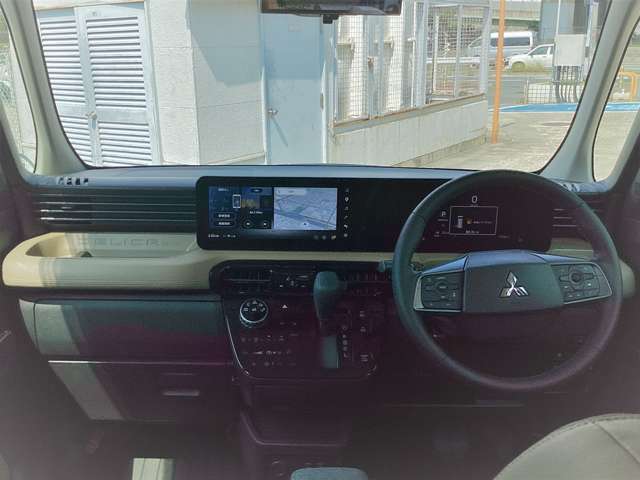Mitsubishi Delica Mini 3