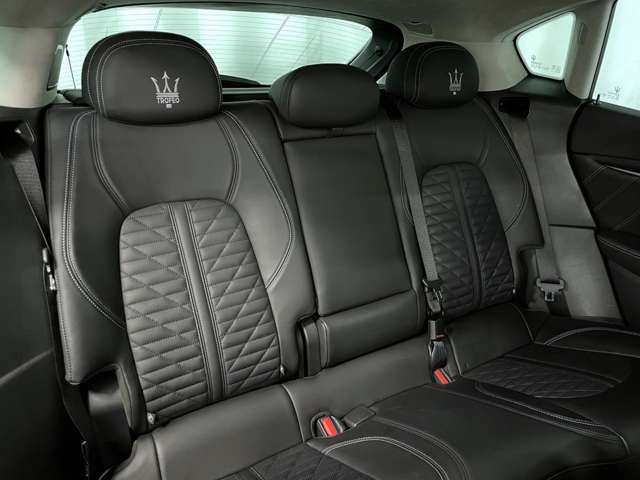 Maserati Levante 11