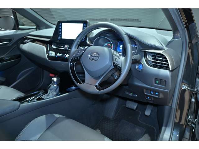Toyota C-HR 11