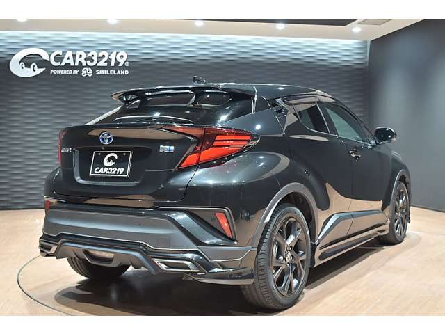 Toyota C-HR 2