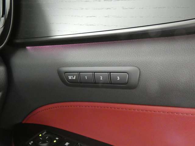 Lexus NX 8