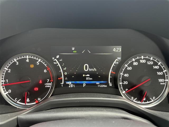 Toyota Land Cruiser 300 6