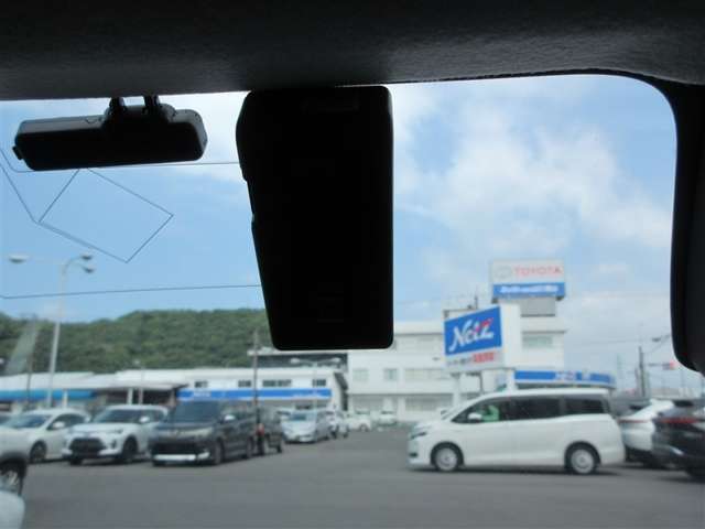 Toyota Raize 4