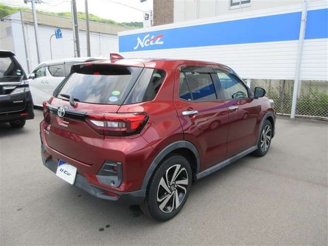 Toyota Raize 10