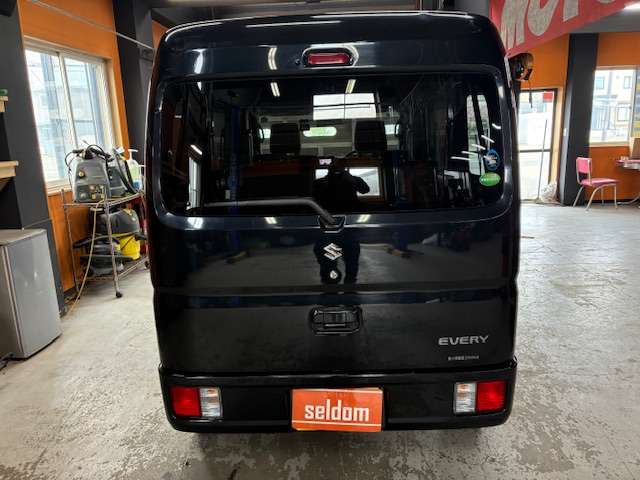 Suzuki Every 9