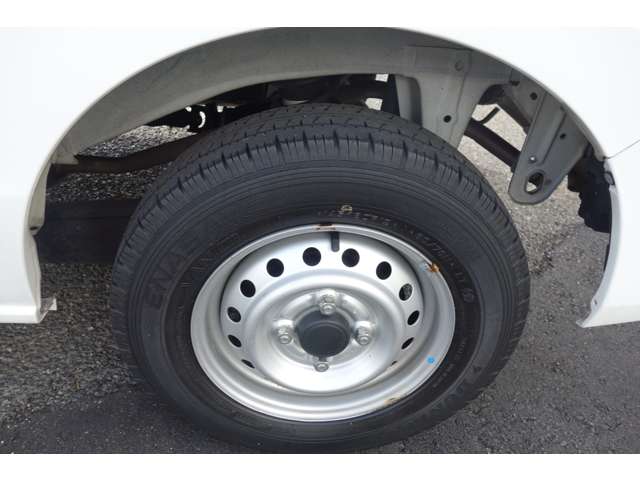 Nissan NV100 Clipper 11