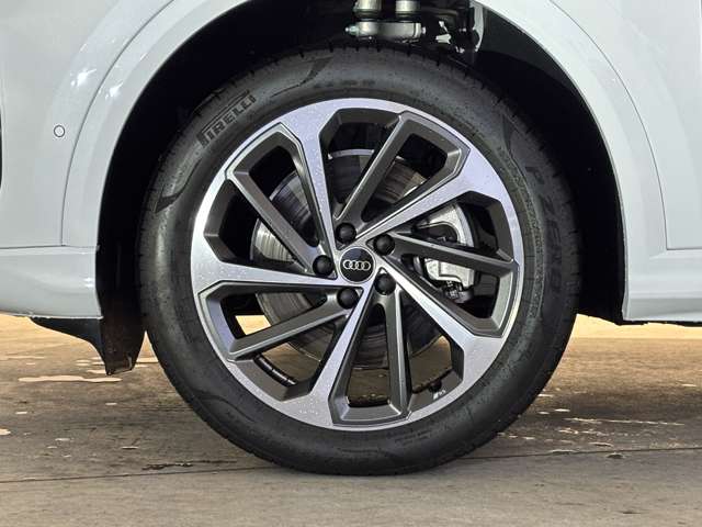 Audi Q5 12