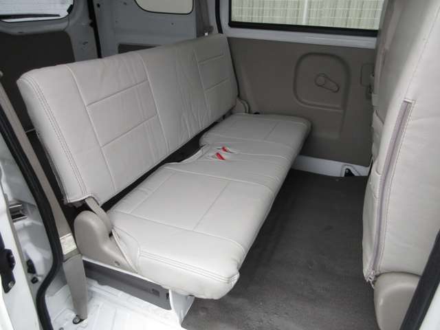 Suzuki Every 11