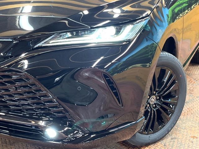 Toyota Harrier 12