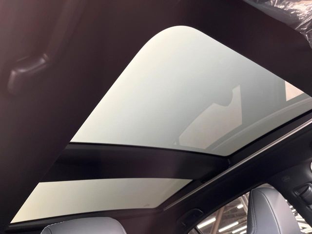 Toyota Harrier 3