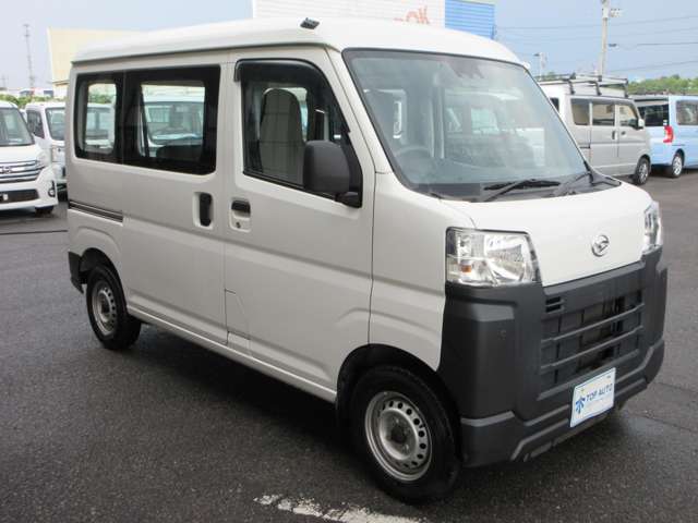 Daihatsu Hijet Cargo 11