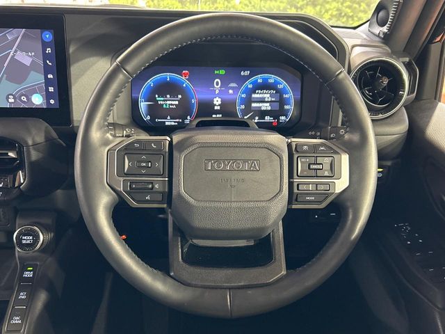 Toyota Land Cruiser 250 12