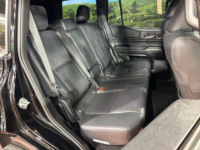 Toyota Land Cruiser 250 9
