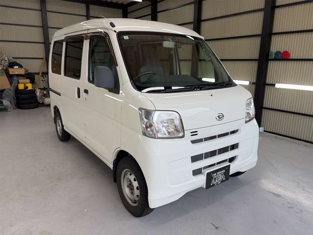 Daihatsu Hijet Cargo 7