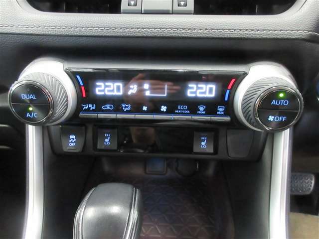 Toyota RAV4 8