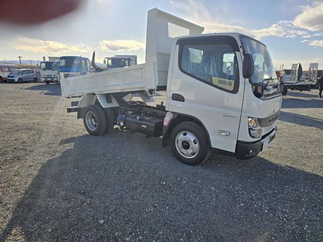 Mitsubishi Fuso Canter 3