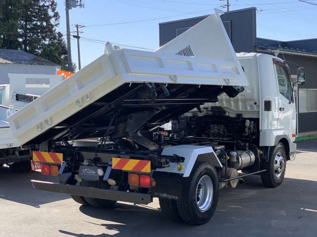 Mitsubishi Fuso Fighter 8