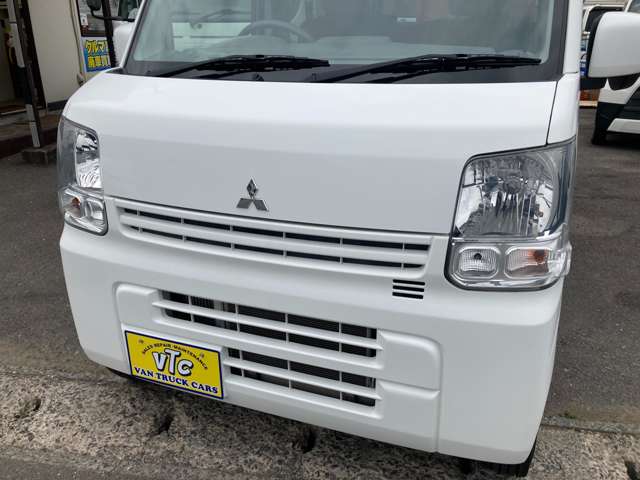 Mitsubishi Minicab Van 5