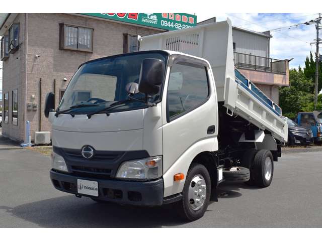 Hino Dutro 4