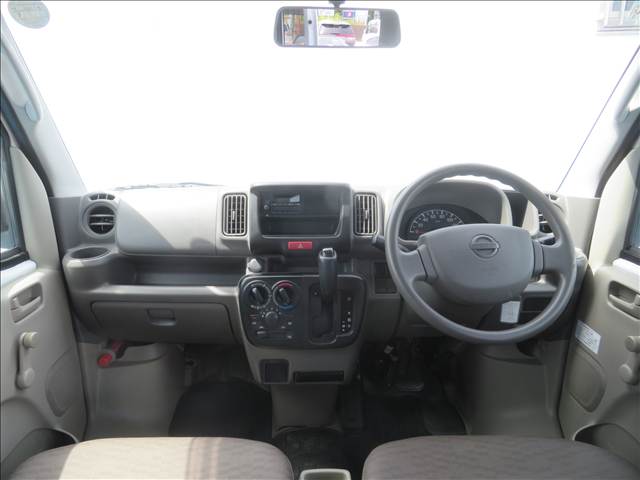 Nissan NV100 Clipper 3