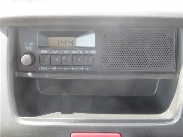 Nissan NV100 Clipper 5