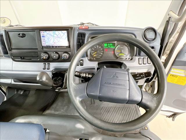 Mitsubishi Fuso Canter 11