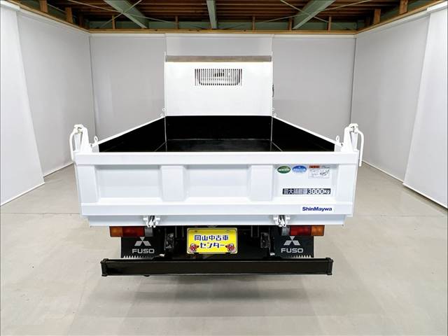 Mitsubishi Fuso Canter 6