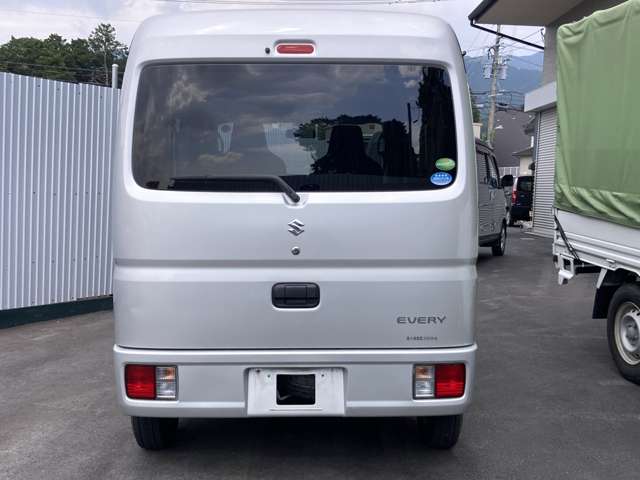 Suzuki Every 9