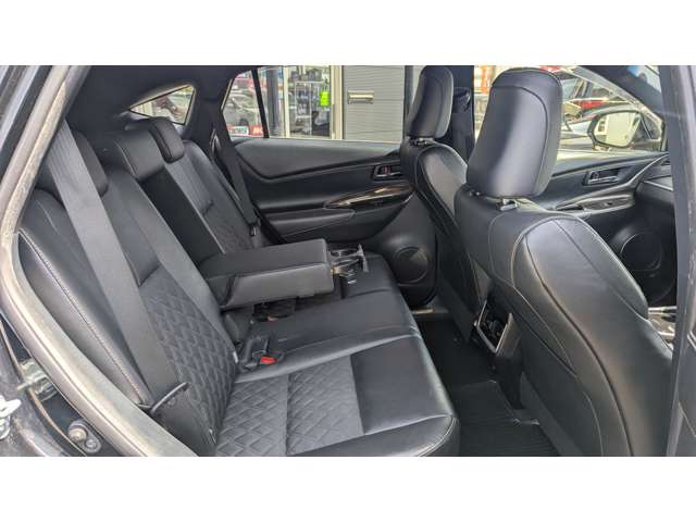 Toyota Harrier 11