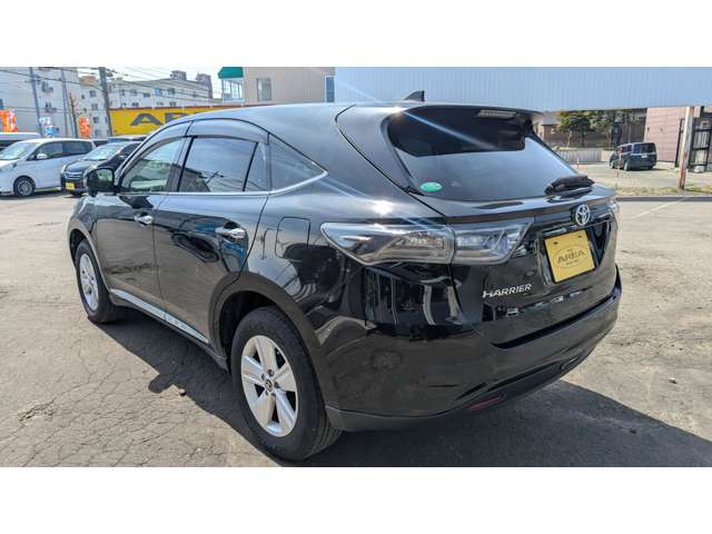 Toyota Harrier 5