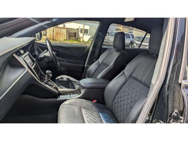 Toyota Harrier 9