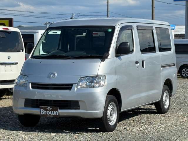Toyota Light Ace Van 6