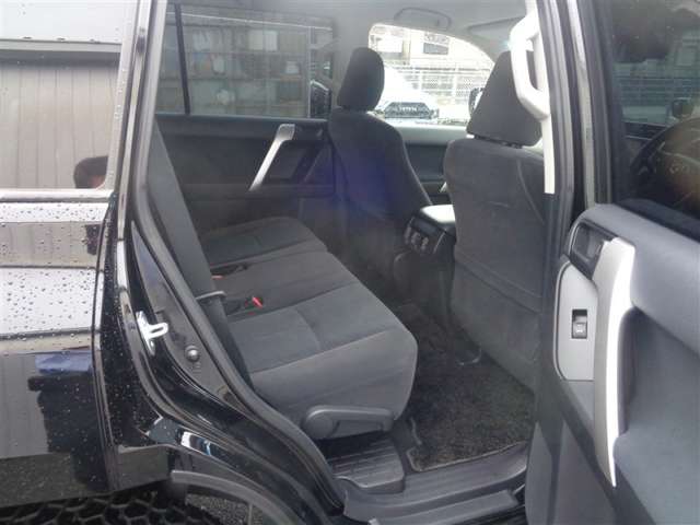 Toyota Land Cruiser Prado 12