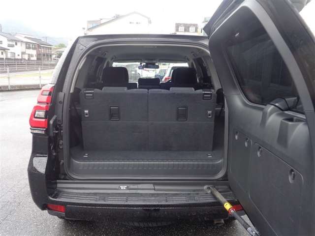 Toyota Land Cruiser Prado 8