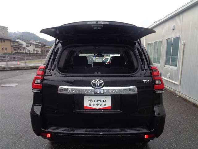 Toyota Land Cruiser Prado 10