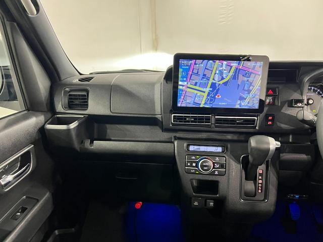 Daihatsu Atrai 6
