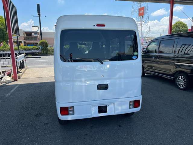 Suzuki Every 11
