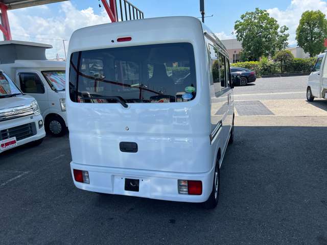 Suzuki Every 12