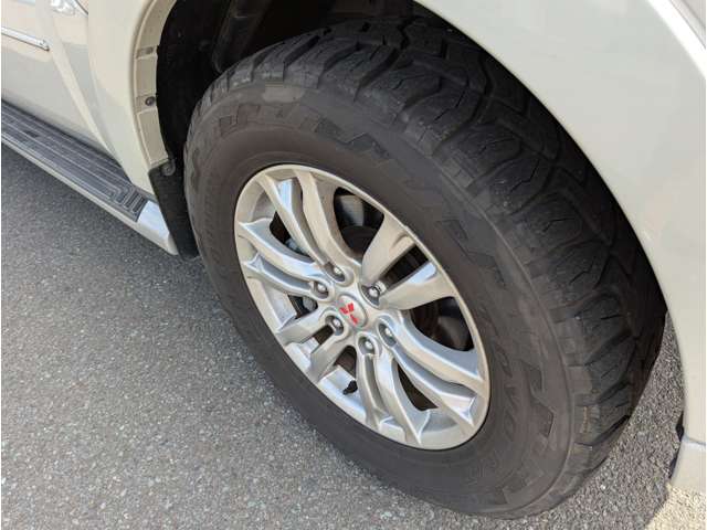 Mitsubishi Pajero 11