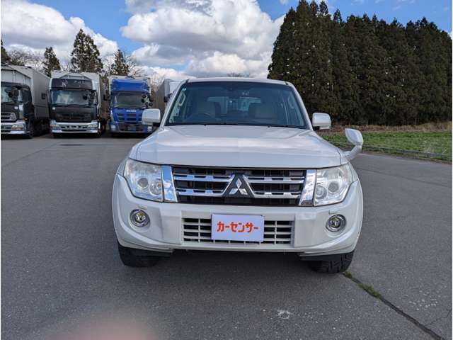 Mitsubishi Pajero 2