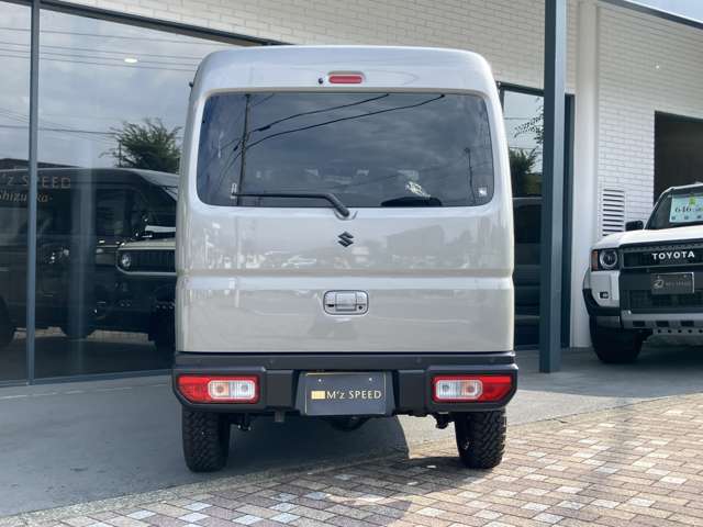 Suzuki Every 9