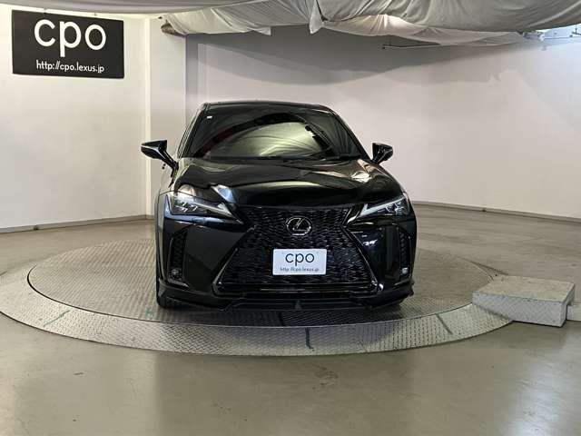 Lexus UX 5