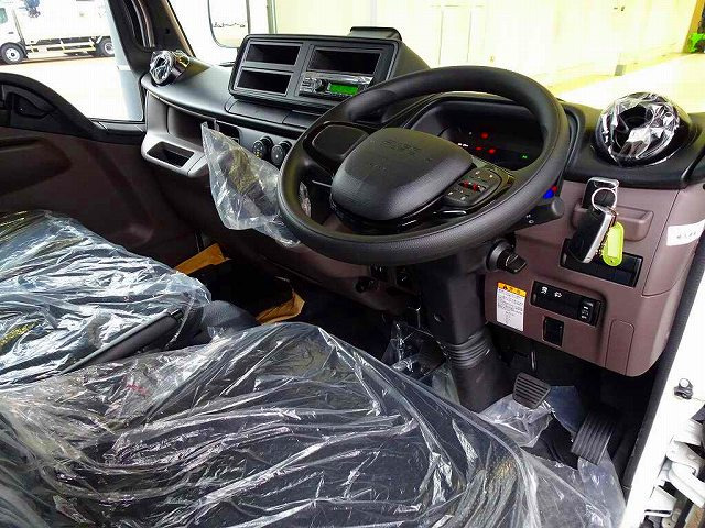 Mitsubishi Fuso Canter 3